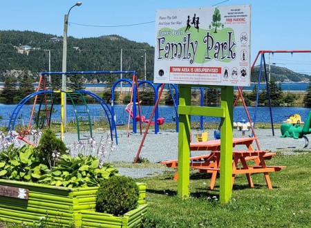 https://townofclarkesbeach.ca/ Playtime at our Pond